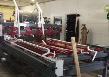 Hawkeye Updates Master Recycler, Adds Pallet Flipper